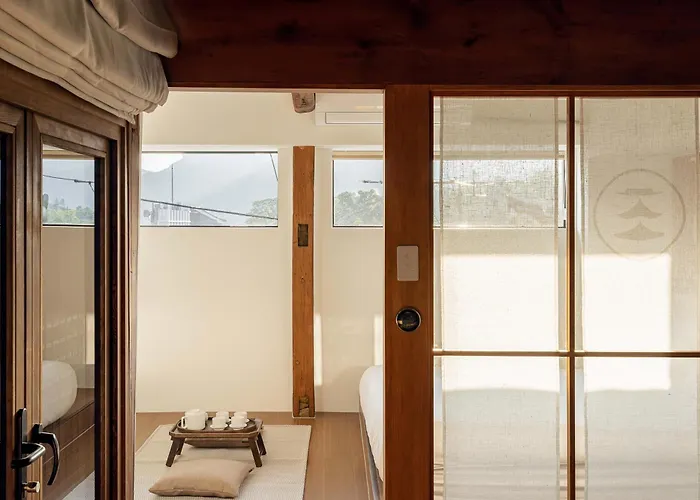 Luxury Hanok Gouheon 公寓