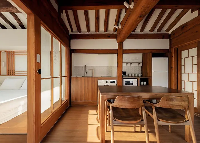 Luxury Hanok Gouheon 首爾